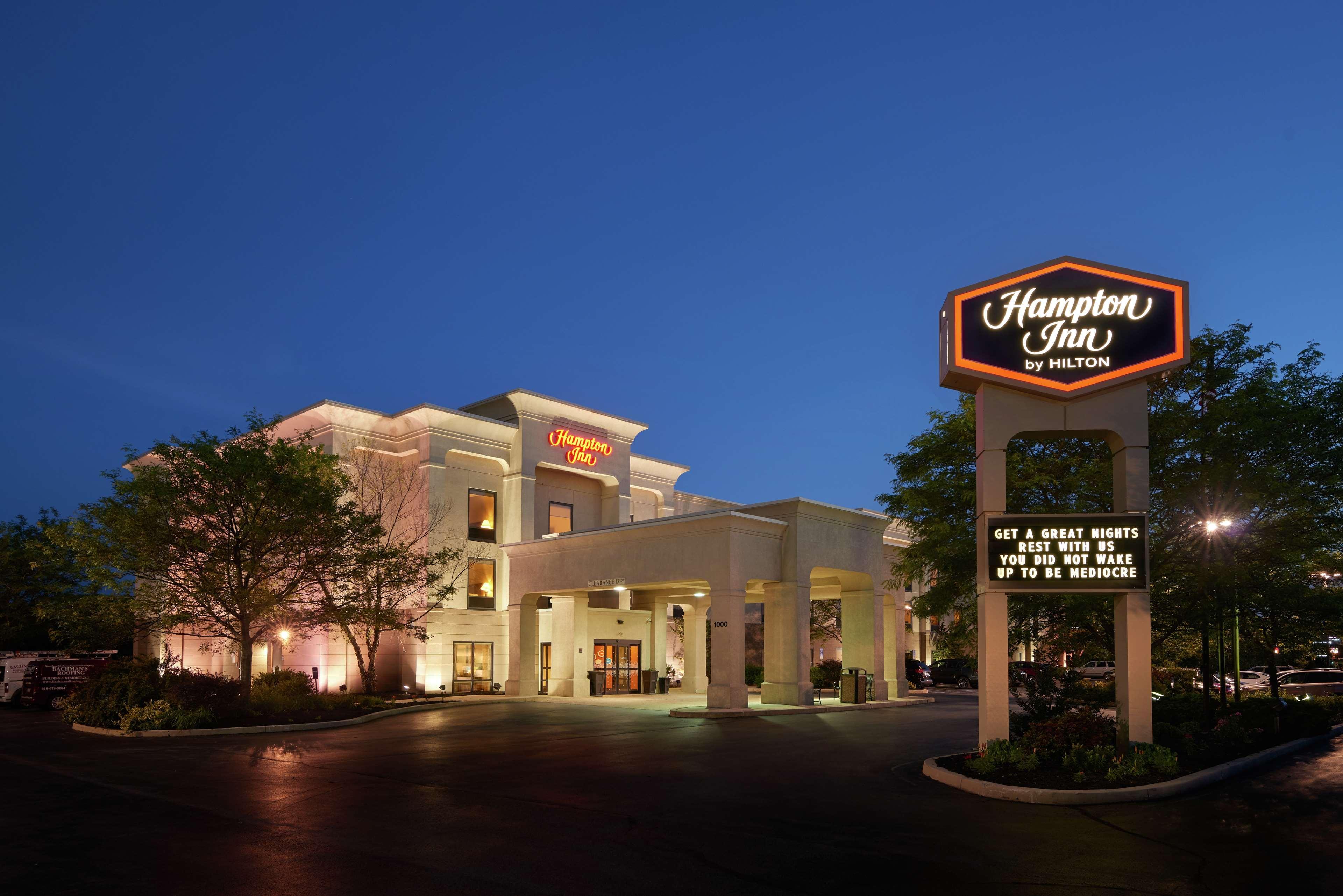 Hampton Inn Shrewsbury Exterior photo