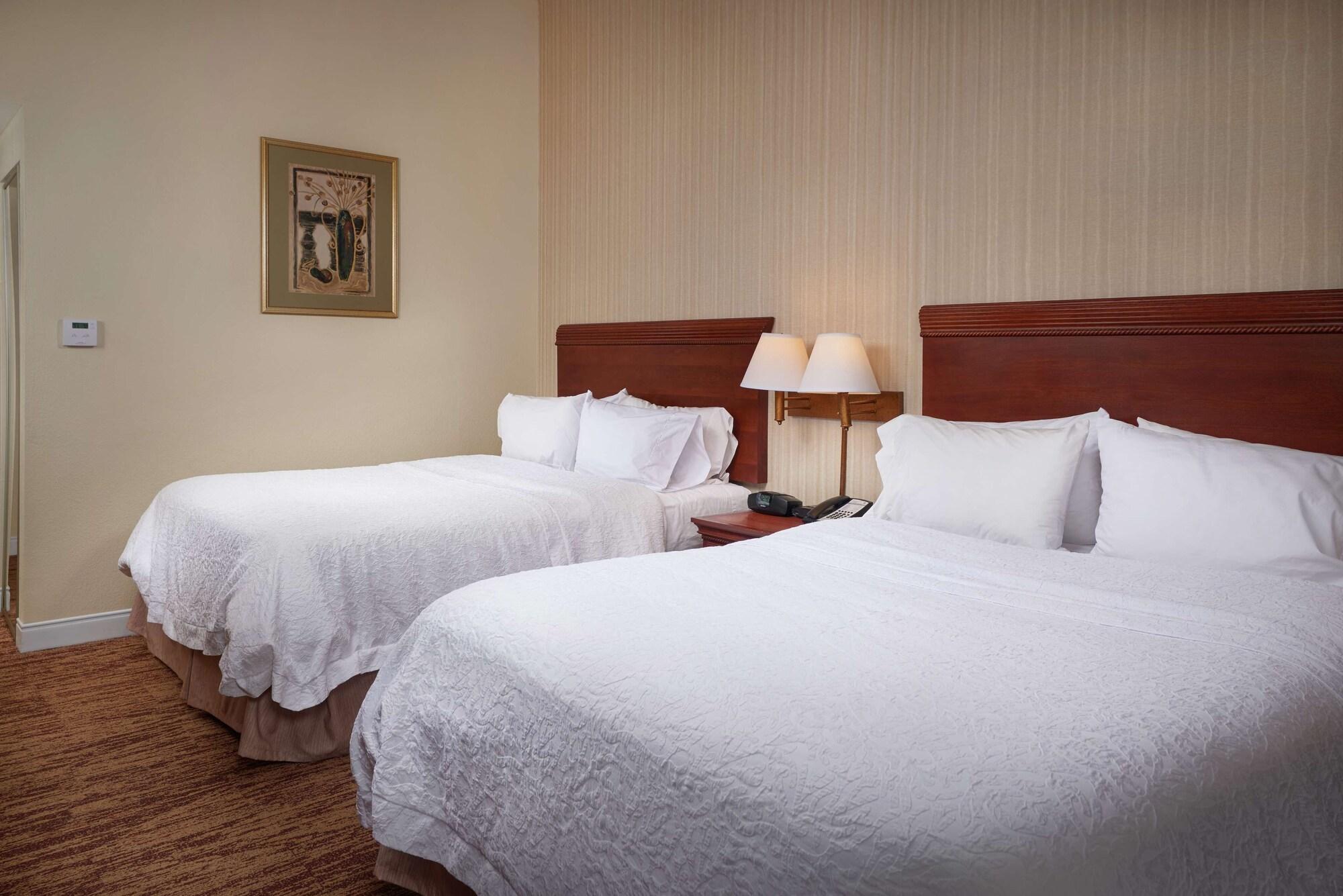 Hampton Inn Shrewsbury Exterior photo