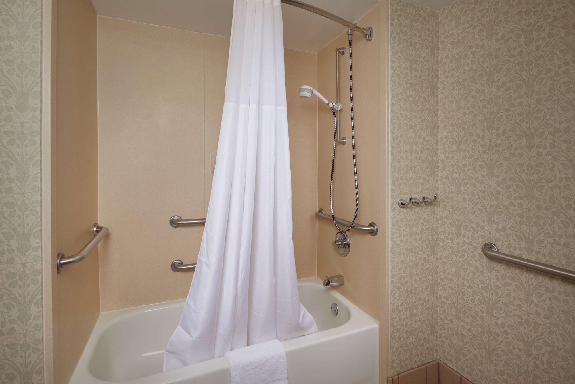 Hampton Inn Shrewsbury Exterior photo